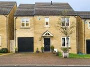 4 Bedroom Detached House For Sale In Huddersfield, West...