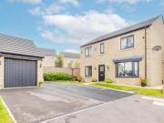 4 Bedroom Detached House For Sale In Huddersfield, West...