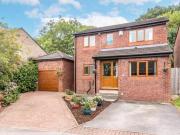 4 Bedroom Detached House For Sale In Huddersfield, West...