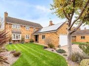 4 bedroom detached house for sale in Ivel Close Langford...