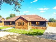 4 Bedroom Detached House For Sale In Kimpton Road, Hitchin