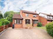 4 bedroom detached house for sale in King William Close,...