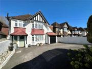 4 bedroom detached house for sale in Kings Drive,...
