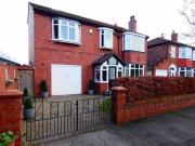 4 bedroom detached house for sale in Kingsdale Road...