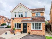 4 bedroom detached house for sale in Kirkcaldy Fold...