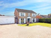 4 bedroom detached house for sale in Leadhall Lane,...