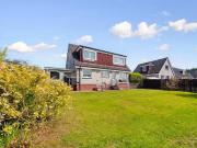 4 Bedroom Detached House For Sale In Lever Road,...