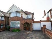 4 Bedroom Detached House For Sale In London