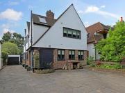 4 Bedroom Detached House For Sale In London