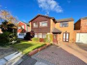 4 Bedroom Detached House For Sale In Luton, Bedfordshire