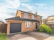 4 Bedroom Detached House For Sale In Maidenhead