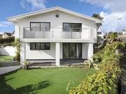 4 bedroom detached house for sale in Maudlin Drive...
