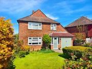 4 Bedroom Detached House For Sale In Meadowcroft Close,...