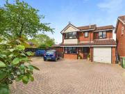 4 bedroom detached house for sale in Middleton Gardens,...