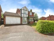 4 bedroom detached house for sale in Milesbush Avenue,...