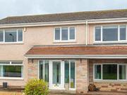 4 Bedroom Detached House For Sale In Milton Of Campsie