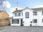 4 Bedroom Detached House For Sale In New Barnet, Barnet