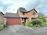 4 Bedroom Detached House For Sale In New Milton, Hampshire