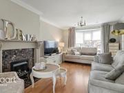 4 bedroom detached house for sale in Newark Close,...