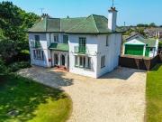 4 Bedroom Detached House For Sale In North Hykeham, Lincoln