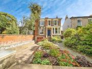 4 bedroom detached house for sale in Norwich Road,...