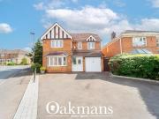 4 bedroom detached house for sale in Oaklands Way,...