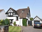 4 Bedroom Detached House For Sale In Old Coulsdon, Surrey