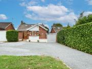 4 bedroom detached house for sale in Ongar Road, Stondon...