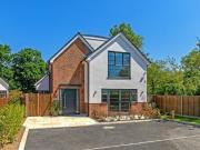 4 Bedroom Detached House For Sale In Park Street