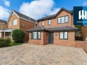 4 Bedroom Detached House For Sale In Pontefract, West...