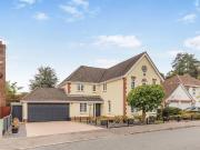 4 bedroom detached house for sale in Rainsborough Rise,...