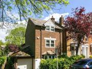 4 Bedroom Detached House For Sale In Richmond