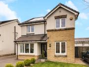4 bedroom detached house for sale in Sandray Gardens,...
