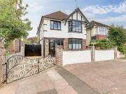 4 bedroom detached house for sale in Sandwich Road,...