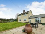 4 Bedroom Detached House For Sale In Scaling
