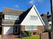 4 Bedroom Detached House For Sale In Sheering, Bishop´s...