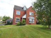 4 bedroom detached house for sale in Silver Birch Close,...