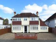 4 Bedroom Detached House For Sale In Taunton