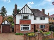 4 bedroom detached house for sale in The Avenue,...