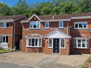 4 bedroom detached house for sale in Turnberry, Bolton...