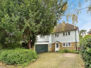 4 bedroom detached house for sale in Vicarage Lane,...