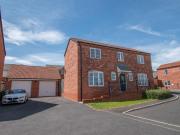 4 bedroom detached house for sale in Wadsworth Avenue,...