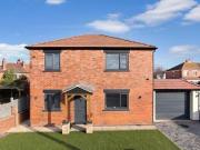 4 Bedroom Detached House For Sale In Wakefield, West...