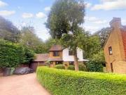 4 Bedroom Detached House For Sale In Walderslade Woods,...
