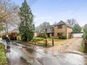 4 Bedroom Detached House For Sale In Watersfield