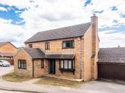 4 Bedroom Detached House For Sale In West Hunsbury