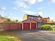 4 bedroom detached house for sale in Willow Way Princes...