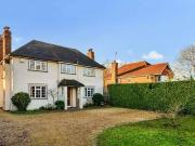 4 bedroom detached house for sale in Wokingham RG40 RG40