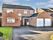 4 bedroom detached house for sale in Woodlands Lane,...