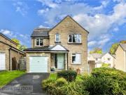 4 bedroom detached house for sale in Woodlea Avenue,...